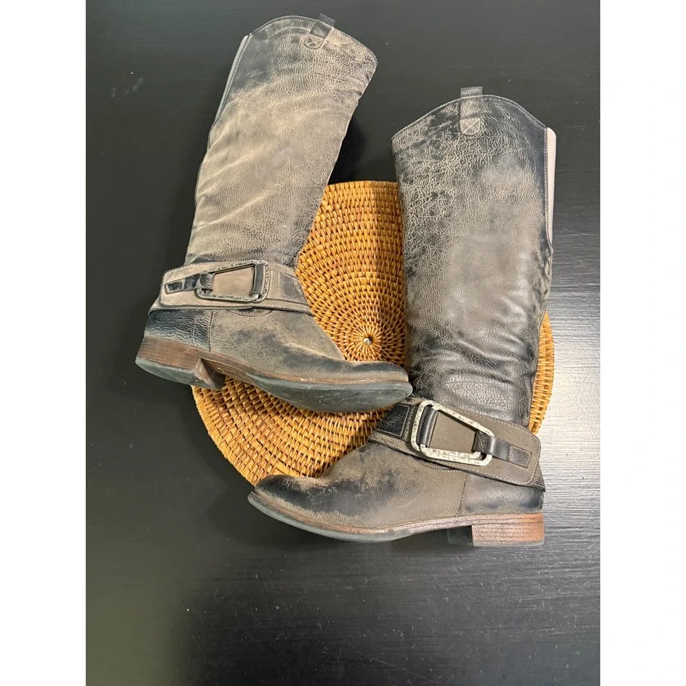 Levity Bonita Gray Distressed Tall Knee High Moto Boots Womens 10M Buckle Detail